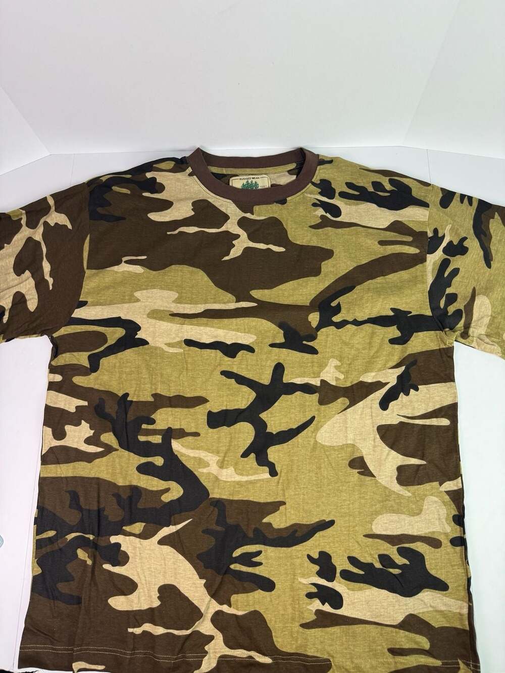 NWT Rugged Wear Camouflage Short Sleeve T-Shirt XL